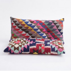 A modern twist – Kilim pillows